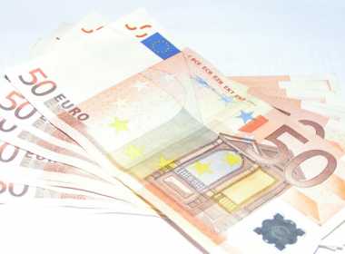 Minister: Apelul pentru fondurile UE de 50 de milioane de euro destinate proiectelor IT&C intarzie inca o luna