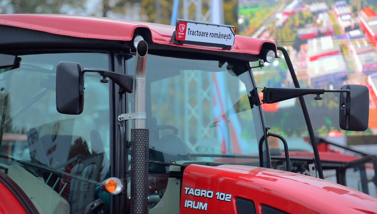 Ideal equator nose VIDEO “Test drive” cu tractorul 100% românesc: Cât costă și cum arată  utilajul produs la Reghin