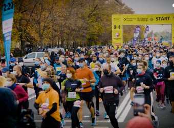 Secvență de la Maratonul Bucureștiului, organizat de 15 ani de Bucharest Running Club