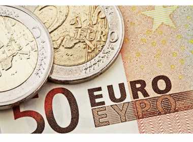 euro-moneda-bancnota-dreamstime