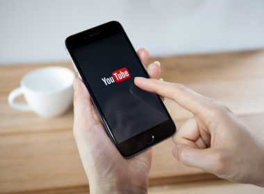 Google nu va mai afisa reclame pentru canalele de YouTube cu mai putin de 10.000 de vizualizari