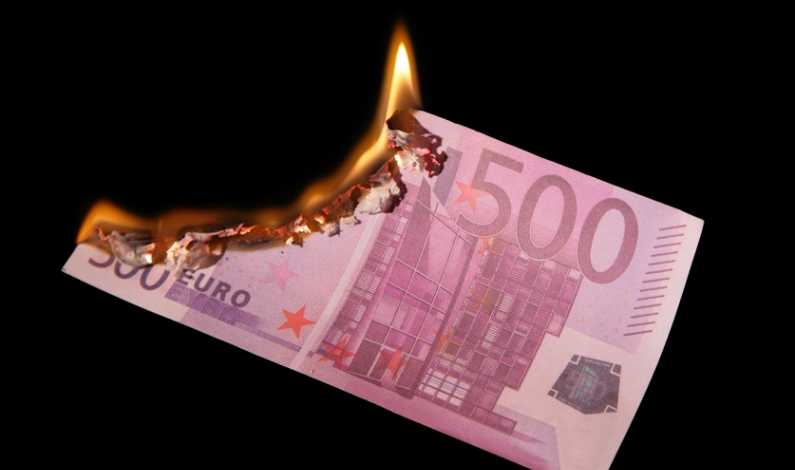 bani-euro-foc-dreamstime