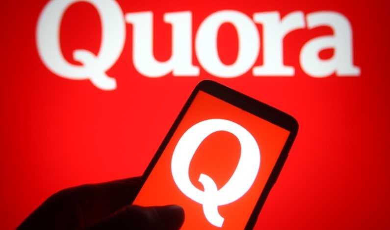 Logoul Quora pe telefon