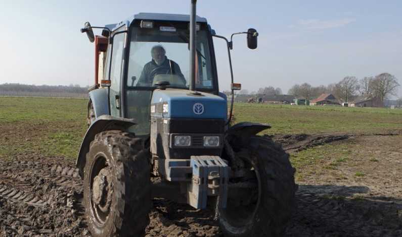 Sansa pentru afacerile agricole: Credite cu garantii de stat pentru cumpararea unui tractor
