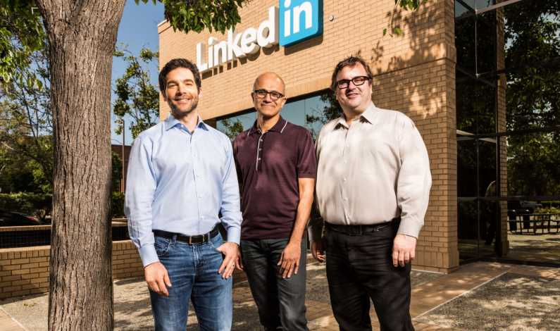 Microsoft cumpara LinkedIn cu 26 miliarde dolari