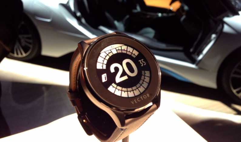 Producatorul roman de ceasuri inteligente Vector Watch a fost cumparat de Fitbit
