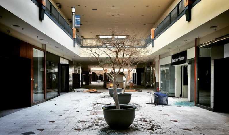 FOTO Imaginea falimentului. Cum arata un mall dupa ce a fost abandonat
